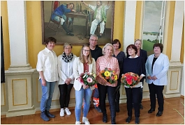 Verabschiedung von Frau Knoll (Sekretärin Fritz-Reuter-Grundschule) und Begrüßung zwei neuer Mitarbeiterinnen